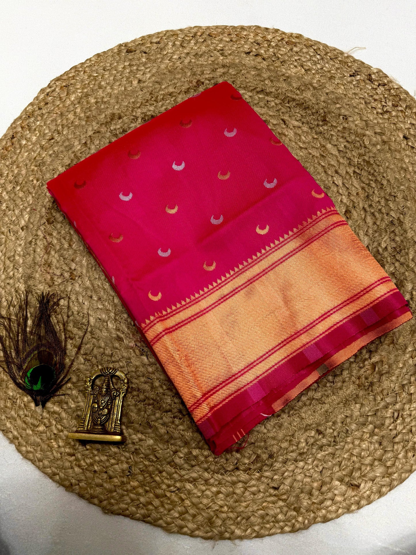 Chandrakor Kalanji Paithani - Kalavya